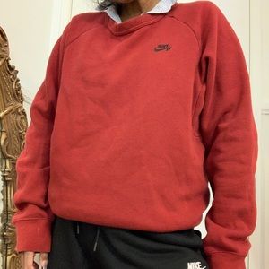 Maroon Nike crew neck sweater